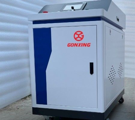 Limpiador de fibra láser sin contacto para la eliminación de la pintura de la superficie de la oxidación del metal en bebidas alimenticias por GONXONG LASER