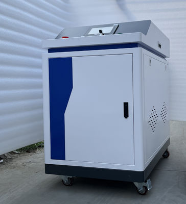 Maquina de limpieza con láser de fibra de pulso de 2000w 3000w para limpieza de superficie de óxido en superficies metálicas por sistema de control Au3tech