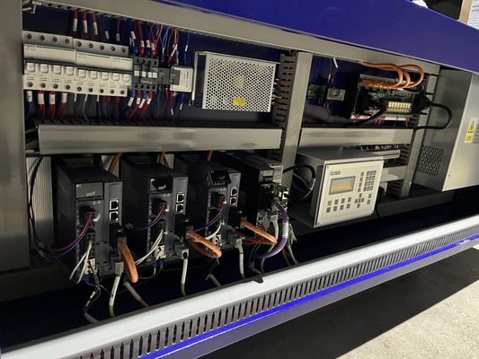 Función de enfoque automático 1000kw 2000kw 3000kw Máquina de corte láser CNC para cortador láser de fibra de chapa de metal por Au3tech/Cypcut Control System