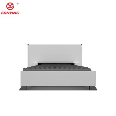 30 mm de espesor de corte Máquina de corte de metal con láser de fibra completamente cerrada y mesa intercambiable para cortar materiales metálicos de tubo