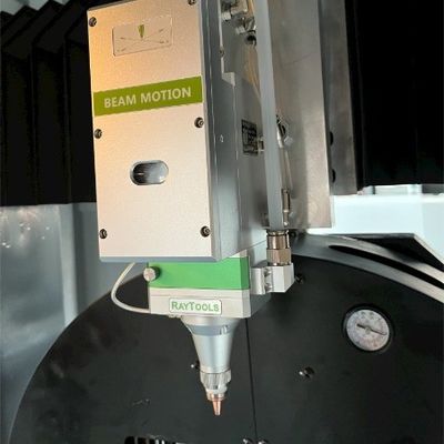1KW 2000W 3000W 6kw CNC dispositivo rotativo Fibra láser tubo cortado máquina de corte de tubería de hierro con válvula de control de N2 de SMC-Japón
