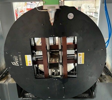 1KW 2000W 3000W 6kw CNC dispositivo rotativo Fibra láser tubo cortado máquina de corte de tubería de hierro con válvula de control de N2 de SMC-Japón