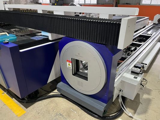 CYPCUT/RAYTOOLS Sistema de control Schneider Electric-Francia Máquina de corte con láser de placas y tubos de relé 1500w 2kw 3kw 6kw para diversos materiales