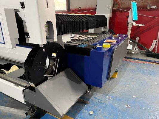 HIWIN Guiderail 1500w/2000w/3000w CNC Sí Modo de funcionamiento Cortador de placas y tubos de onda continua por fuente láser MAX/RAYCUS
