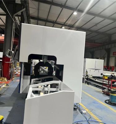 Precisión de reposicionamiento de la fuente láser 0.03mm Autofeeder Máquina de corte de tubos láser CNC para tubos pequeños