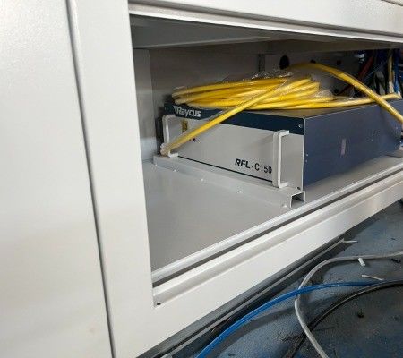 6015 Cortadora láser de tubos CNC Máquina de corte láser de fibra para cortar tubos